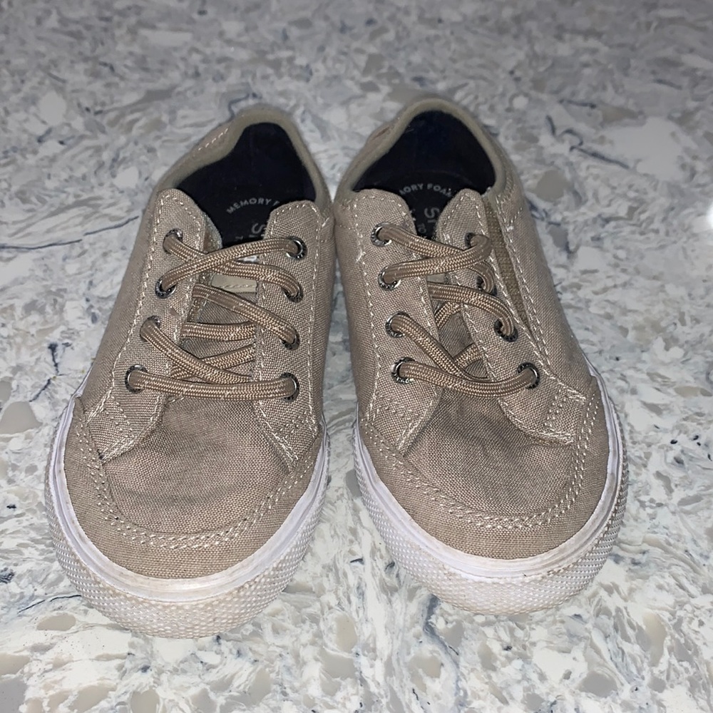 Like new! Khaki slip on Sperrys with Velcro secure. Size 10